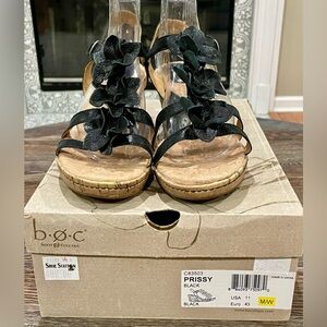 B•O•C Born Concept “Prissy” Black Flower Wedge Cork Heels - Sz 11 - #C83503 -EUC